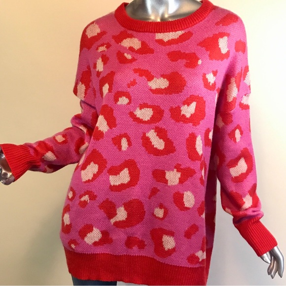 Free As A Bird Women’s Small Sweater Oversized Crew Neck Leopard Print - Picture 3 of 14